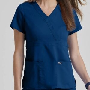 GREY’S ANATOMY CLASSIC RILEY TOP -3 POCKET V-NECK SCRUB TOP